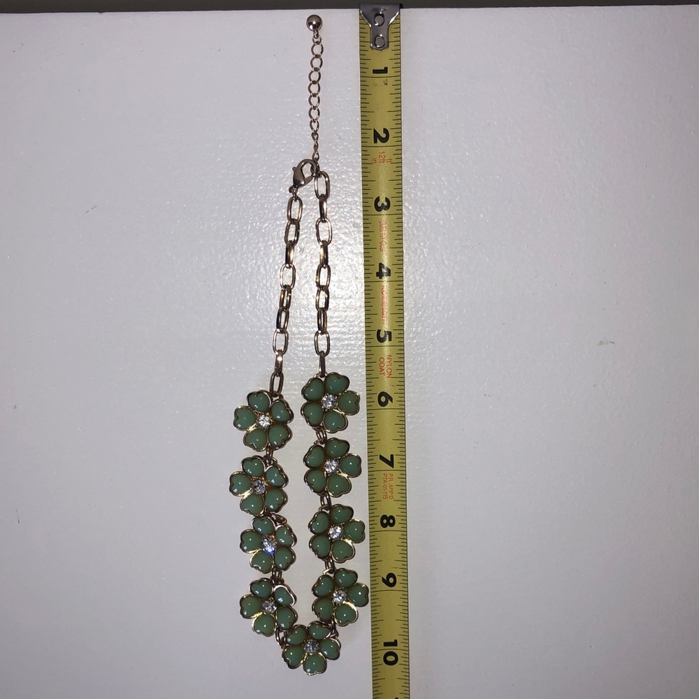 Cute statement necklace-perfect for summer! - Picture 3 of 3